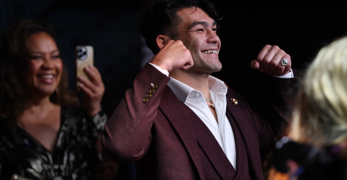 Is Puka Nacua headed for a crash out and should Rams pay him?