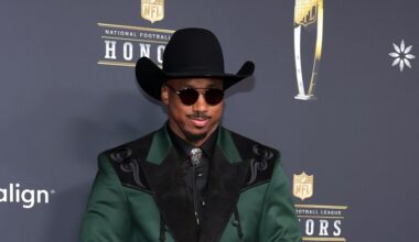 Browns win big at NFL Honors with both of the top defensive awards