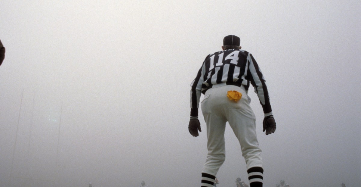 Chicago Bears Top Ten Playoff Wins of Super Bowl Era: 7. Bears put Eagles into a fog