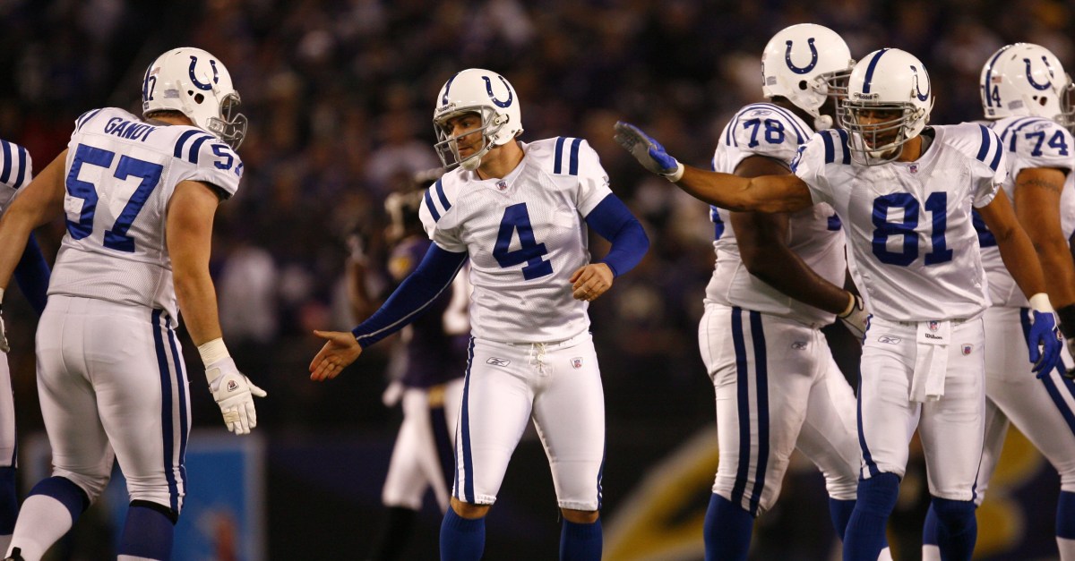 Former legendary Colts kicker Adam Vinatieri earns Pro Football HoF honors