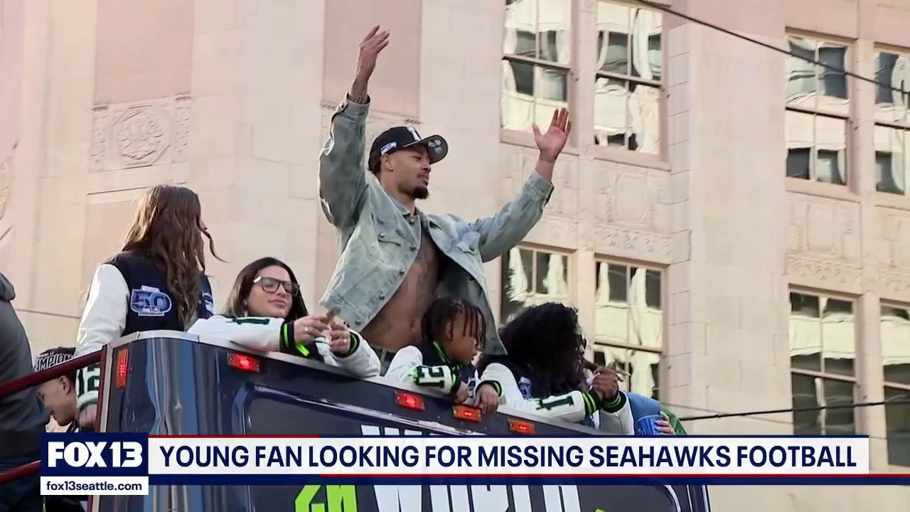 Young Seahawks fan’s signed football goes missing after parade toss