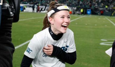 Keira Quinn wins Maxwell Football Club Girls National Flag Football Player of the Year