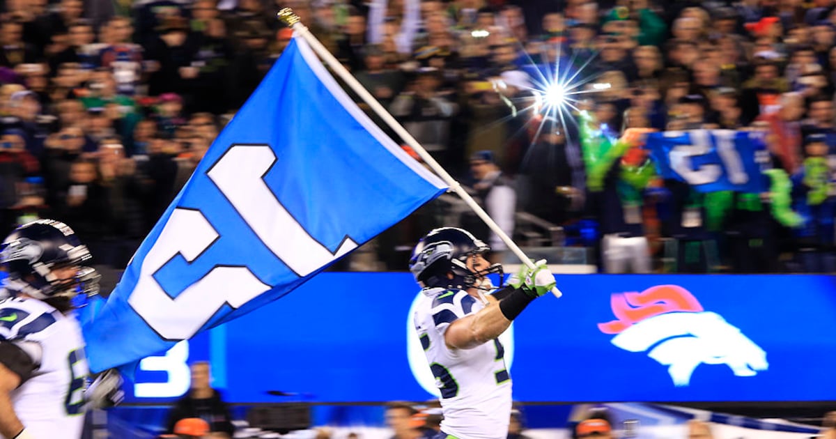 Seahawks’ win first Super Bowl, routing Broncos 43-8 – KIRO 7 News Seattle