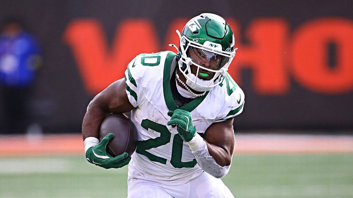 Setting The Market - by David Wyatt-Hupton