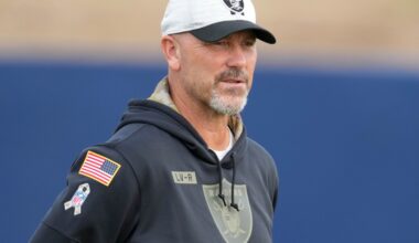 Titans hire Gus Bradley as defensive coordinator