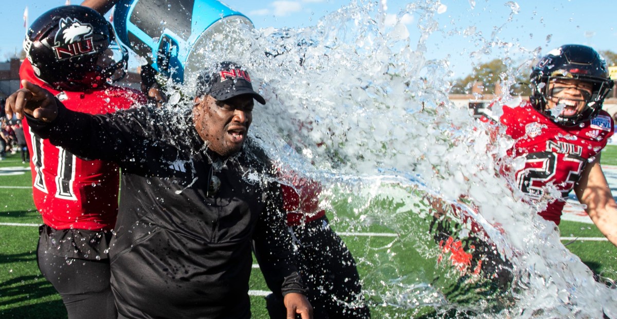 Seahawks turn to MAC to add Thomas Hammock as running backs coach