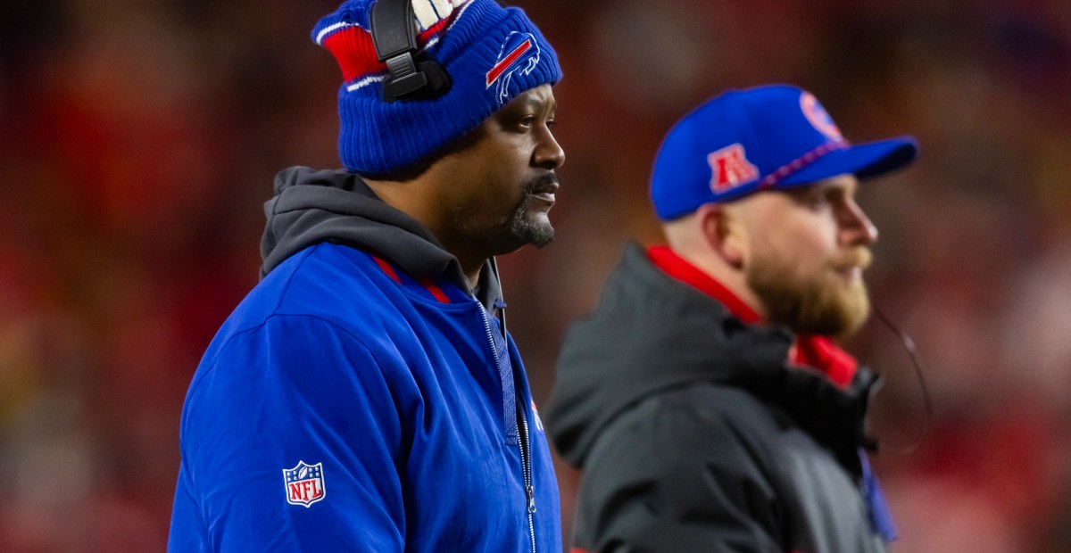 Denver Broncos expected to hire Ronald Curry as their next wide receiver coach