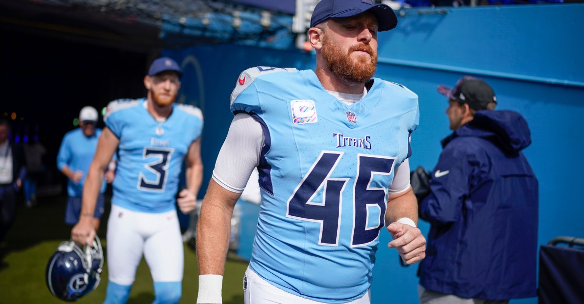 NFL Free Agency: Should the Titans re-sign LS Morgan Cox?
