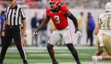 Bucs select ‘green dot’ player in new 2026 mock draft