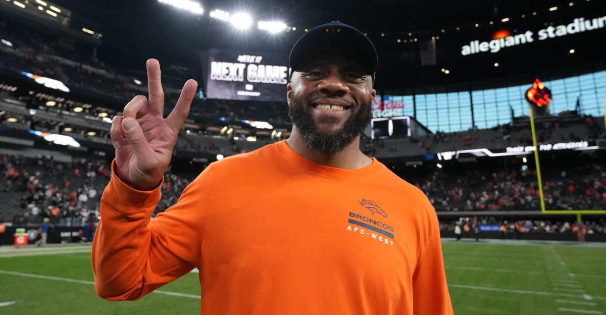 Baltimore Ravens to hire Denver Broncos WRs coach Keary Colbert