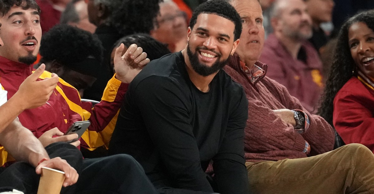 Caleb Williams could be 3rd all-time for Chicago Bears passing yards after this season