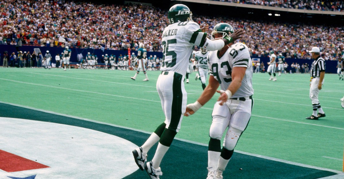 New York Jets Flight Connections 02/15/26