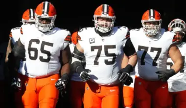 Why 49ers are potential future Hall of Fame offensive guard's best landing spot this offseason image