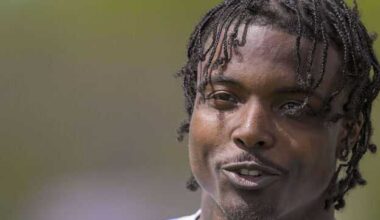 Woman sentenced for role in crash that killed former NFL player