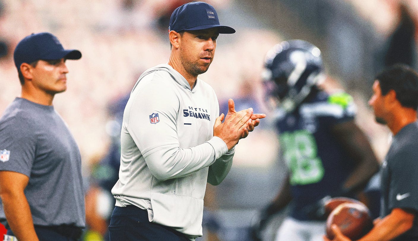 Seahawks OC Klint Kubiak Reportedly Set To Become Raiders' Next Head Coach