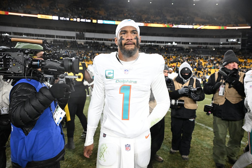 Miami Dolphins quarterback Tua Tagovailoa (1) looks on after the game against the Pittsburgh Steelers at Acrisure Stadium. 