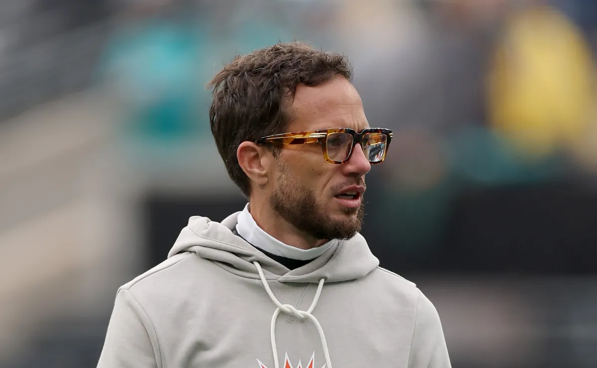 Chargers' Mike McDaniel reveals the complications he faced with the Dolphins after Tua Tagovailoa’s concussion