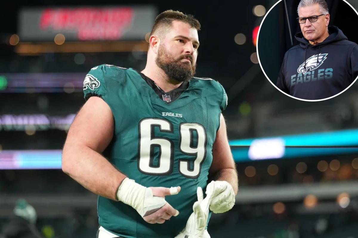 Eagles Pro-Bowl guard Landon Dickerson's NFL future in jeopardy at 27