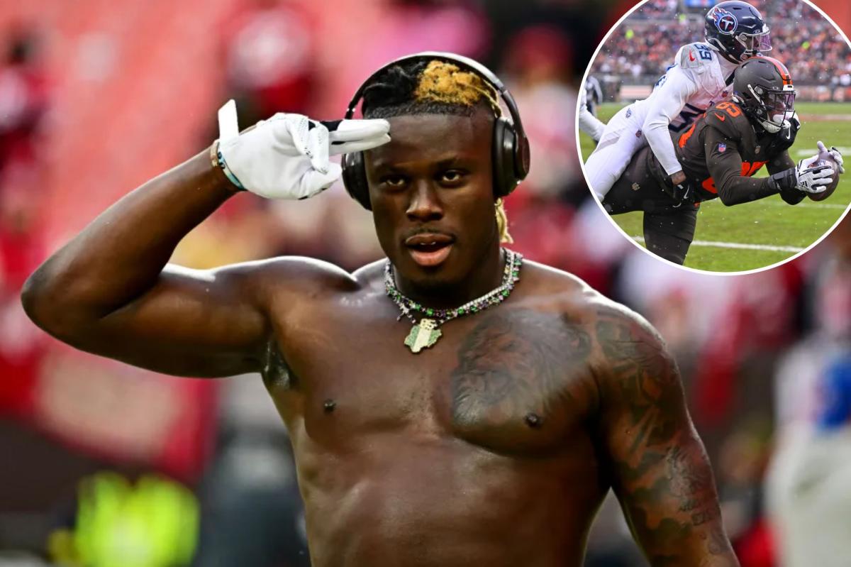 David Njoku announces time with Browns is over after nine seasons