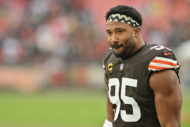 CLEVELAND, OHIO - DECEMBER 28: Myles Garrett #95 of the Cleveland Browns reacts prior to the game against the Pittsburgh Steelers at Huntington Bank Field on December 28, 2025 in Cleveland, Ohio