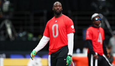 Devin Lloyd heading into free agency after career year; LB prefers Jaguars return, but 'no talks' yet