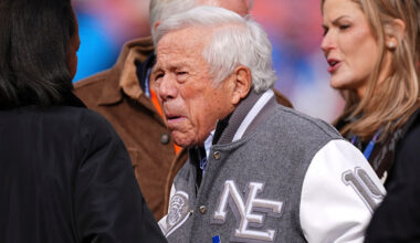 Robert Kraft New England Patriots owner Pro Football Hall of Fame snub...