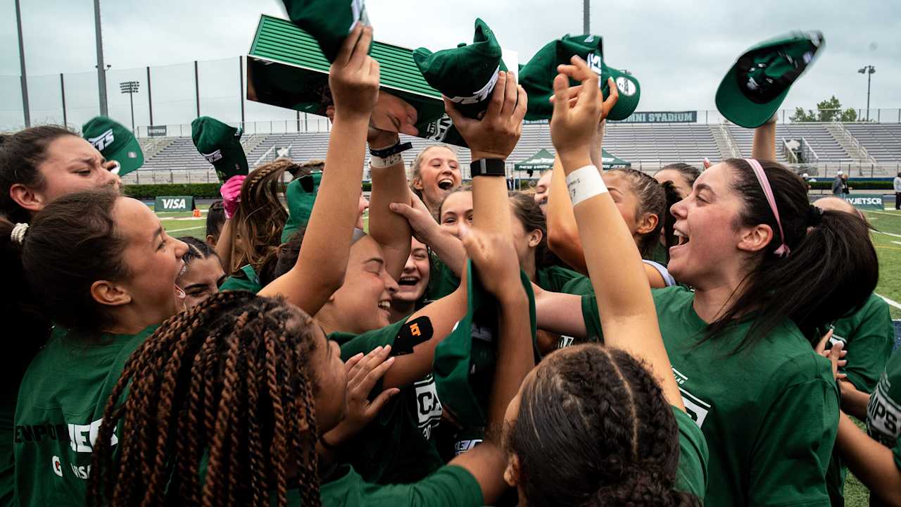 Betty Wold Johnson Foundation Announces $250,000 Grant to Women's Sports Foundation