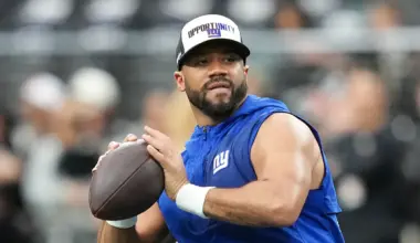 Russell Wilson chooses the best quarterback of all time between Patrick Mahomes and Tom Brady