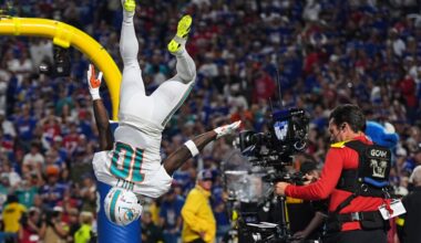Tyreek Hill era for Dolphins is complicated
