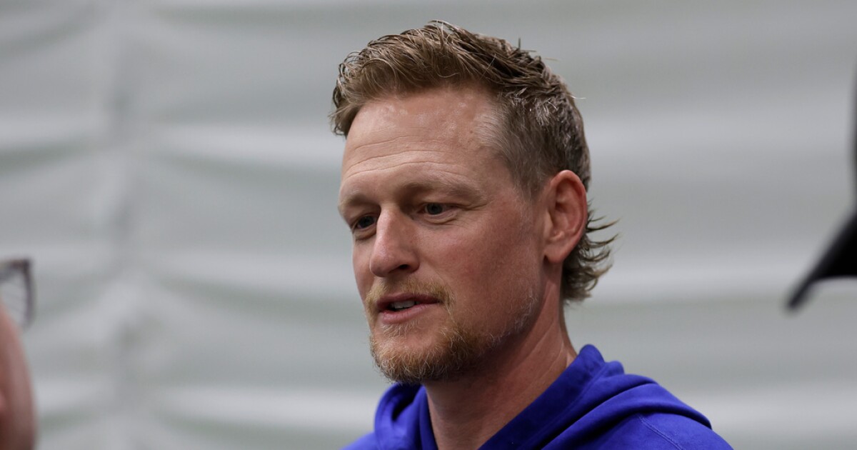 Cleveland requests interview with Giants OLB