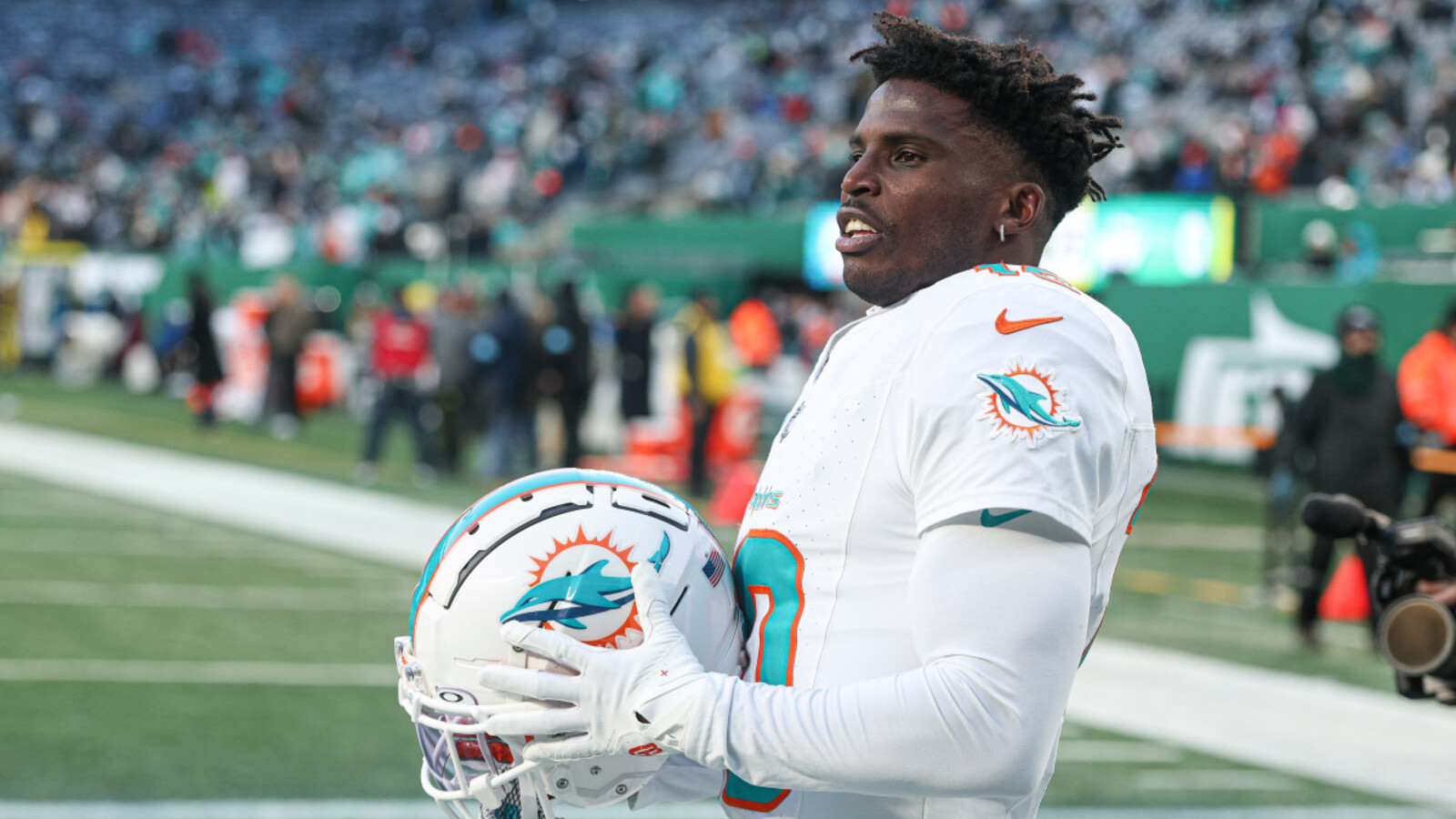 Tyreek Hill has one last gift to give the Dolphins after a new forecast from the NFL on their 2026 outlook