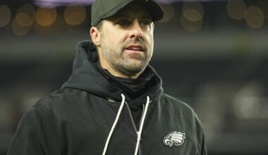 Report: Dolphins hiring ex-Eagles OC Patullo as pass game coordinator