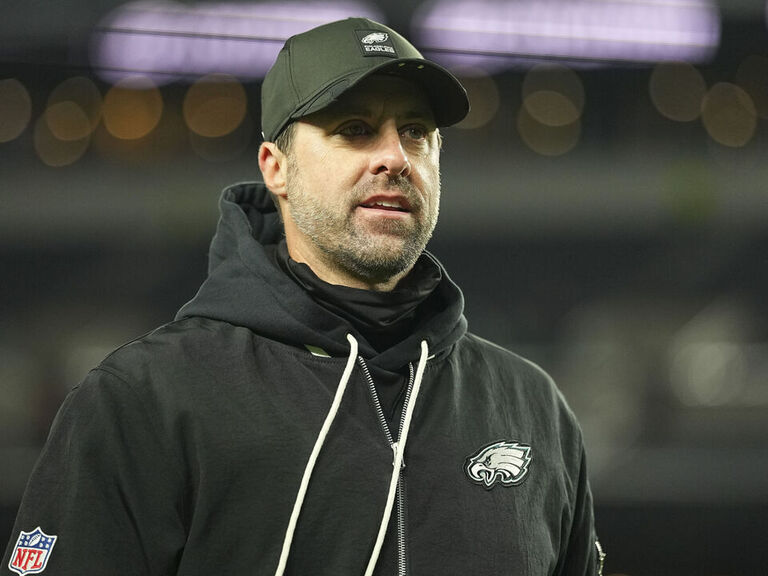 Report: Dolphins hiring ex-Eagles OC Patullo as pass game coordinator