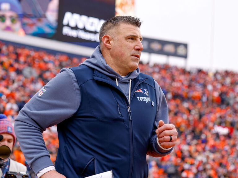 Vrabel wins COY over Macdonald ahead of Super Bowl LX