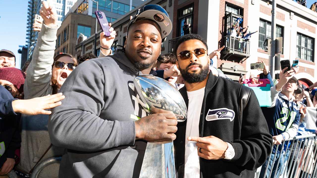 Seahawks Celebrate Super Bowl Championship With Fans ‘We’re The Best In The World, Baby!’