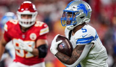Detroit Lions running back David Montgomery (5) runs against the Kansas City Chiefs during the first half at Arrowhead Stadium in Kansas City, Missouri on Sunday, Oct. 12, 2025.