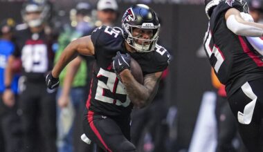 Seahawks Could Sign Two Free Agent Running Backs