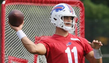 Titans Sign Former Bills QB to Two-Year Deal