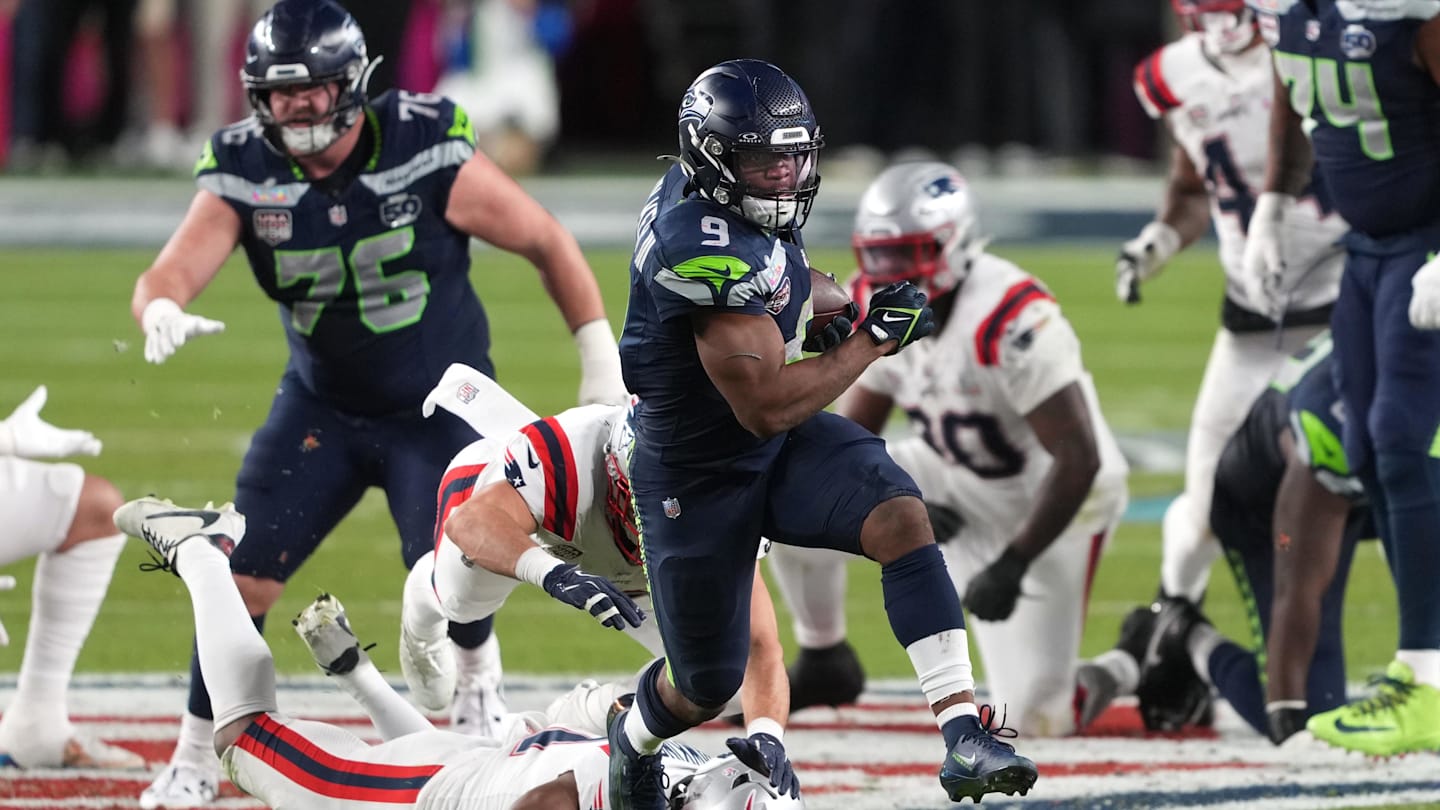 Seahawks Signing Rashid Shaheed Over Kenneth Walker III Shakes Up Offense
