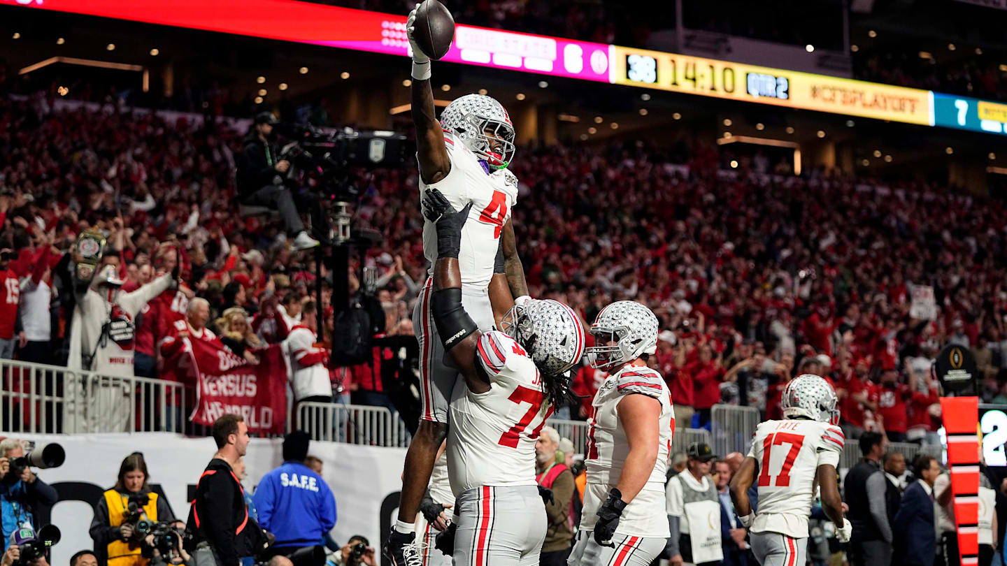 Three College Football Programs That Are Built to Last in the NIL Era