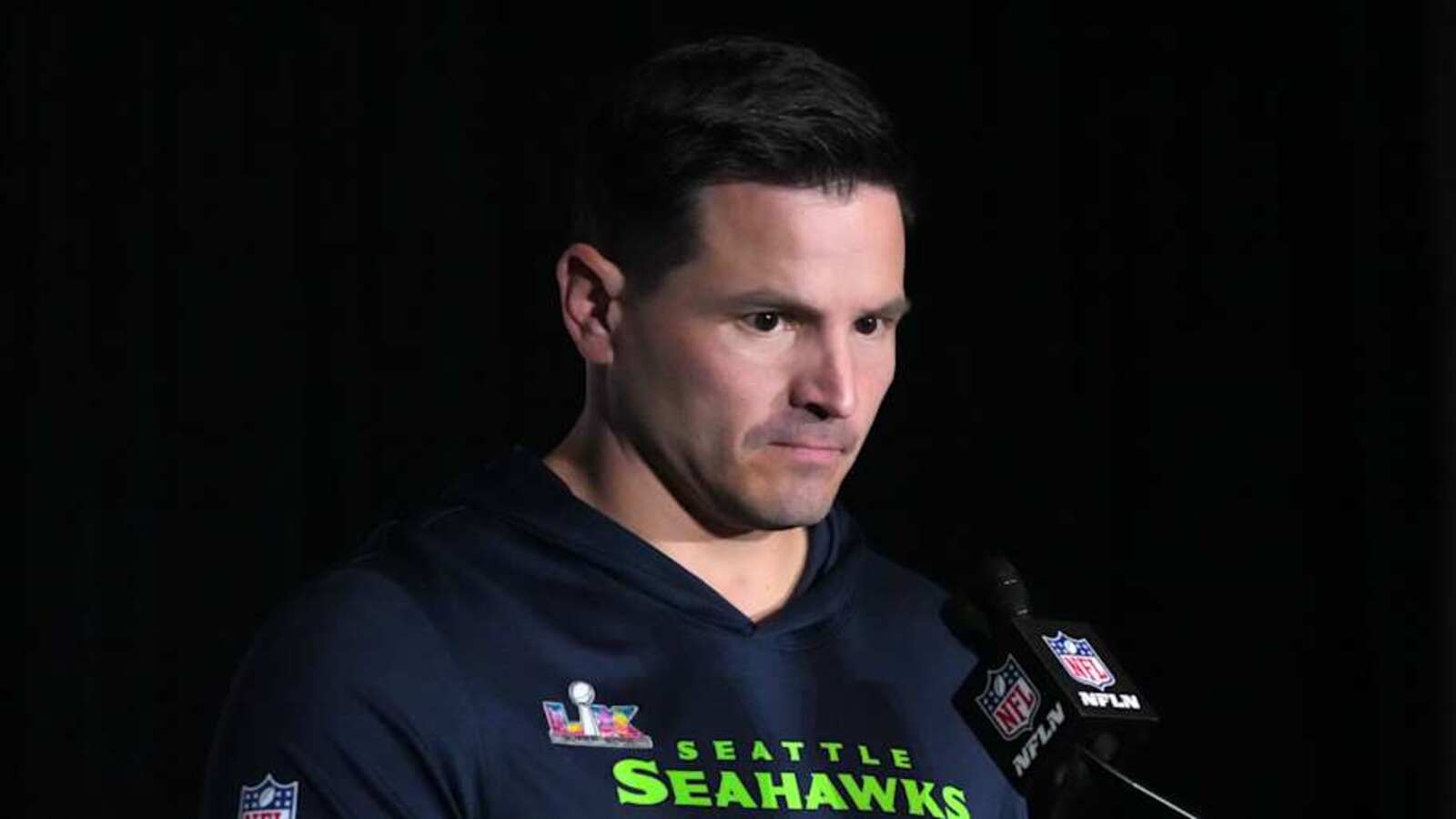 Seahawks Dealt Strange Date For 2026 Season-Opener