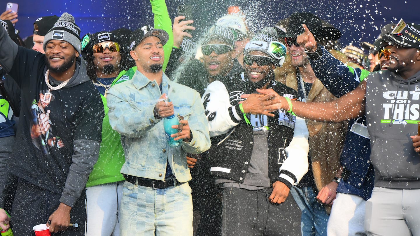 Seahawks Make Contract Plans for Jaxon Smith-Njigba and Devon Witherspoon