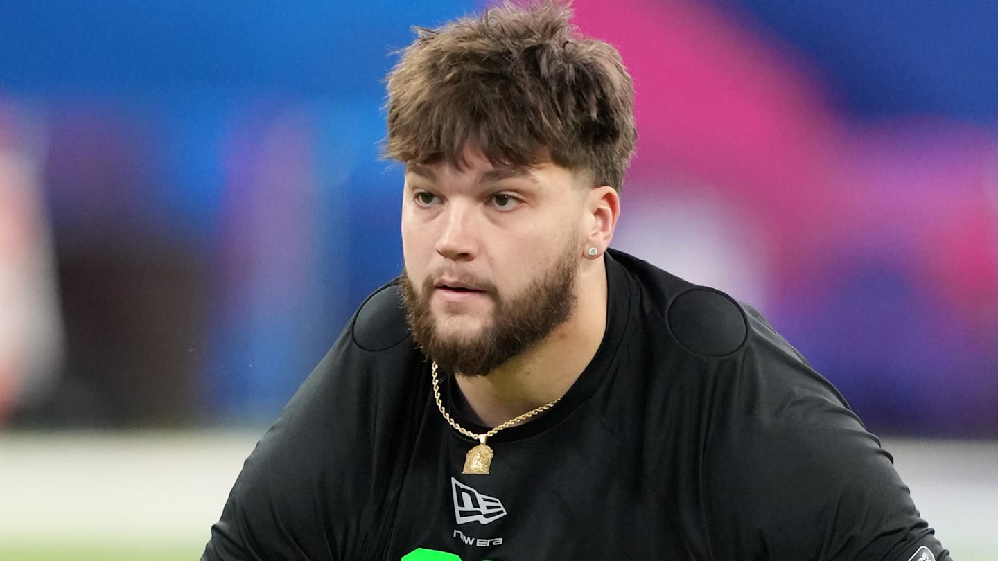 Best NFL Draft Fit for Oregon Ducks Offensive Tackle Alex Harkey