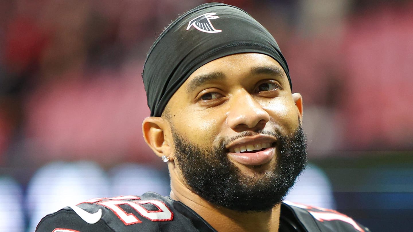 Atlanta Falcons wide receiver KhaDarel Hodge