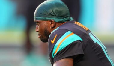 Miami Dolphins wide receiver Tyreek Hill