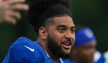 Indianapolis Colts defensive end JT Tuimoloau warms up