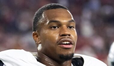 Aug 23, 2025; Glendale, Arizona, USA; Las Vegas Raiders defensive end Tyree Wilson (9) against the Arizona Cardinals during a preseason NFL game at State Farm Stadium. Mandatory Credit: Mark J. Rebilas-Imagn Images