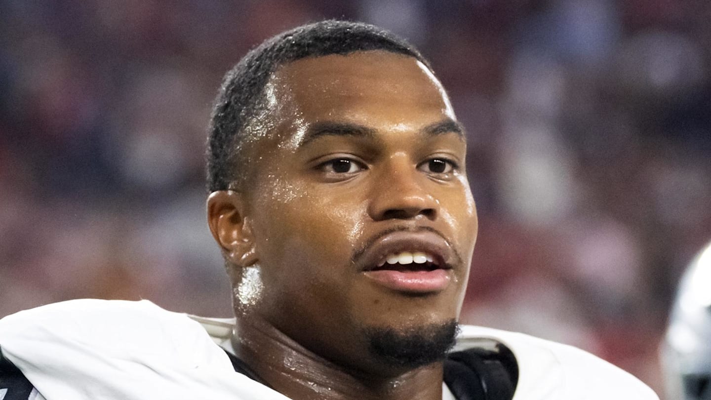 Aug 23, 2025; Glendale, Arizona, USA; Las Vegas Raiders defensive end Tyree Wilson (9) against the Arizona Cardinals during a preseason NFL game at State Farm Stadium. Mandatory Credit: Mark J. Rebilas-Imagn Images