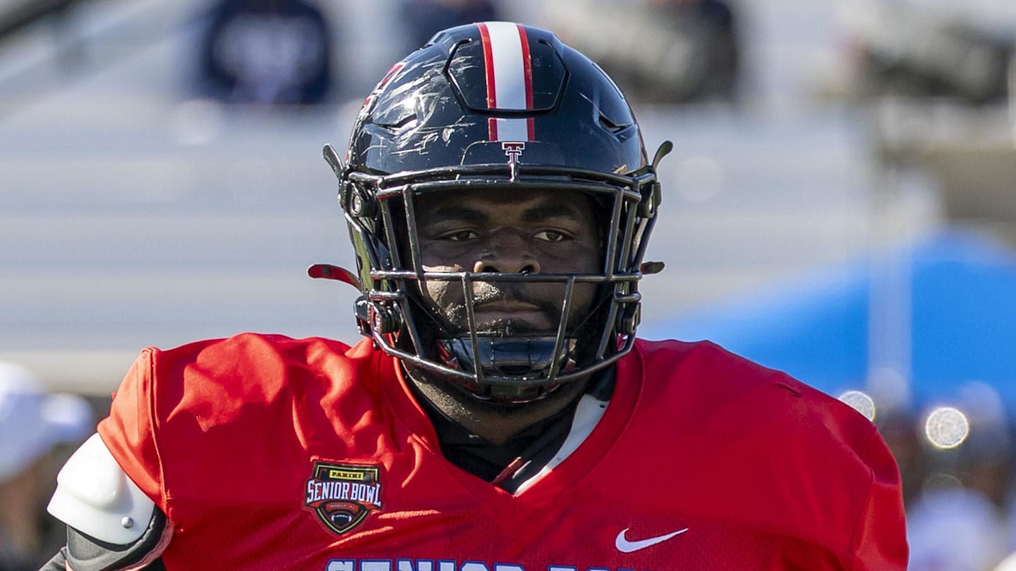 National Team defensive tackle Lee Hunter (10) of Texas Tech practices during National Senior Bowl practice