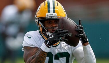 Green Bay Packers running back MarShawn Lloyd (32) catches a pitch during the first day of training camp on Wednesday, July 23, 2025, at Ray Nitschke Field in Ashwaubenon, Wis.